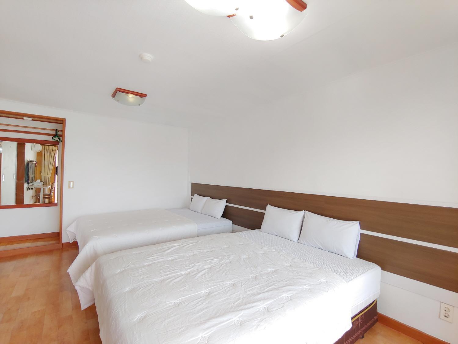Bomulsum Guest House Сеогвипо Екстериор снимка