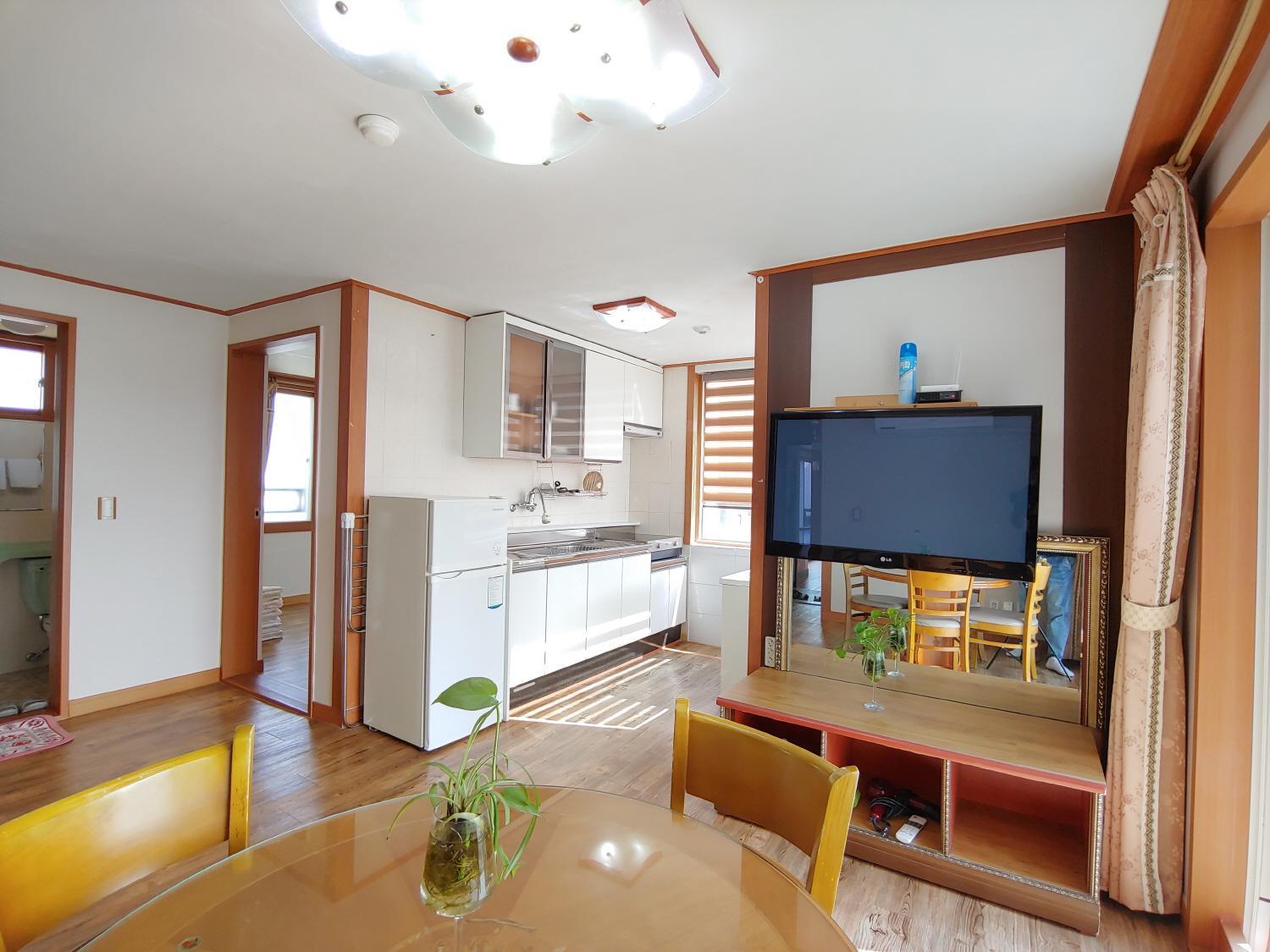 Bomulsum Guest House Сеогвипо Екстериор снимка