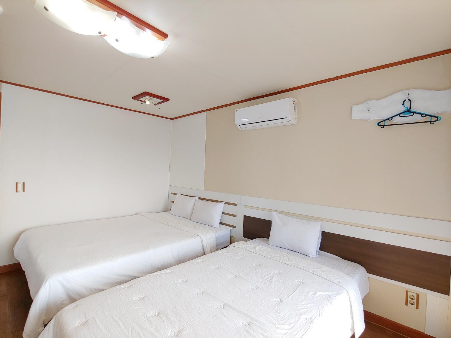 Bomulsum Guest House Сеогвипо Екстериор снимка