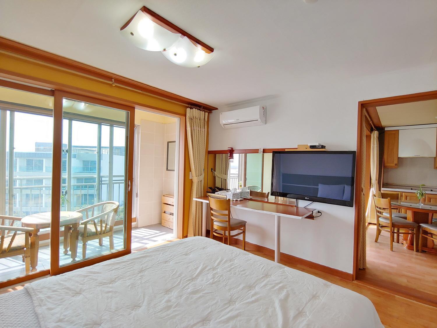 Bomulsum Guest House Сеогвипо Екстериор снимка
