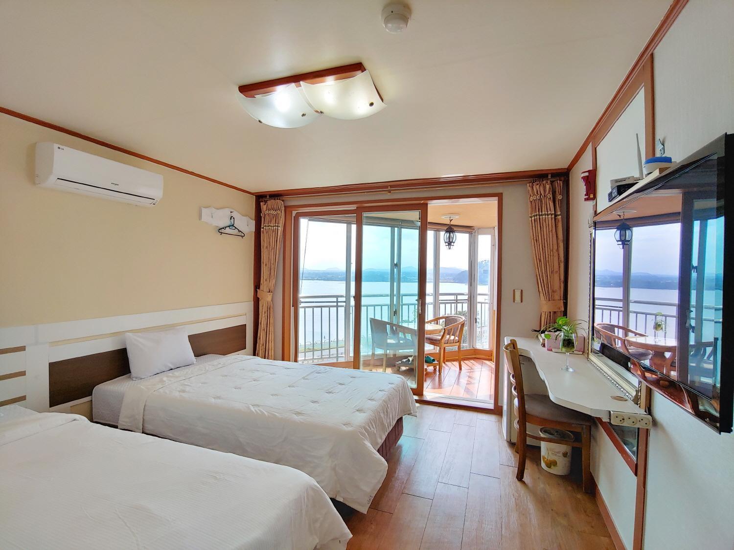 Bomulsum Guest House Сеогвипо Екстериор снимка