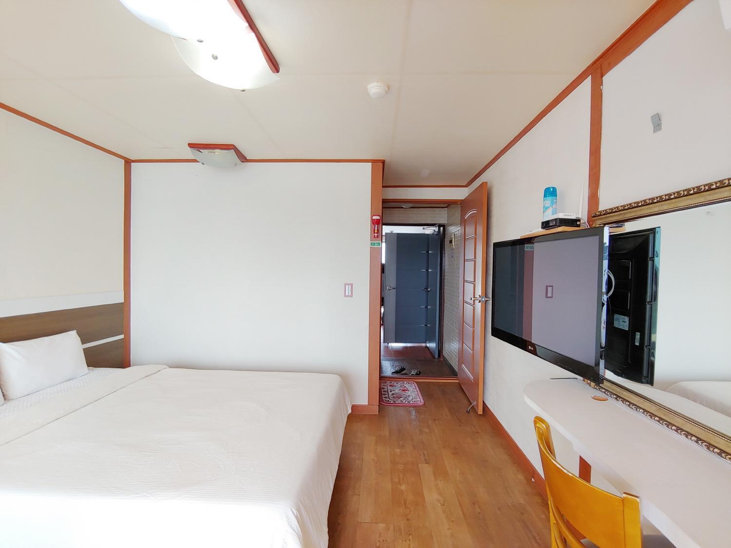 Bomulsum Guest House Сеогвипо Екстериор снимка