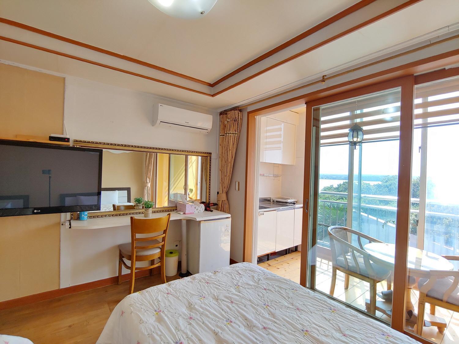 Bomulsum Guest House Сеогвипо Екстериор снимка